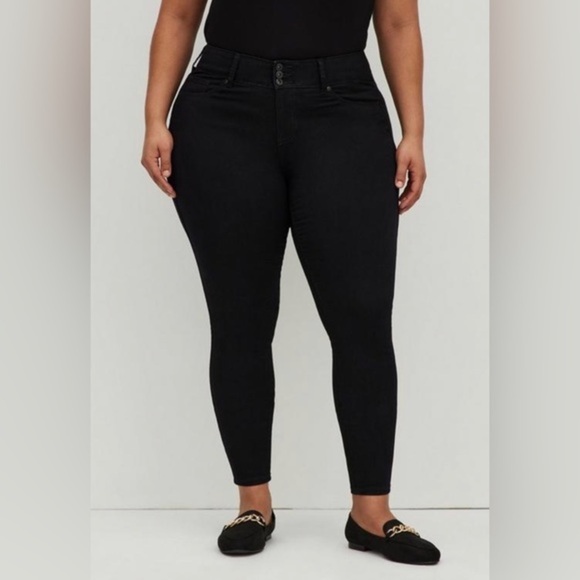 torrid Denim - Torrid High-Rise Skinny Jegging Jeans (NWOT)